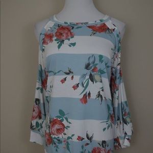 Summer flower top, size large